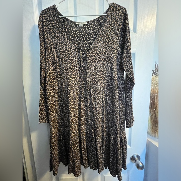 Cute fall babydoll length floral dress - Picture 1 of 3